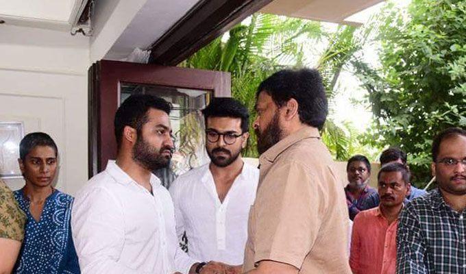 Celebrities Pay Homage To Nandamuri Harikrishna