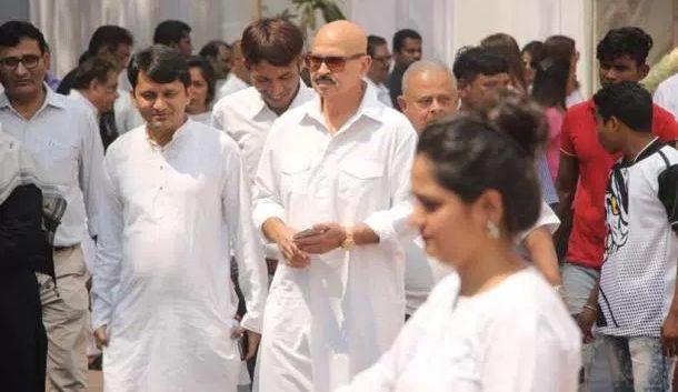 Celebrities arrives to pay his last respects to Sridevi Photos