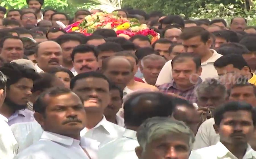 Celebrities at Dil Raju Wife Anitha Funeral