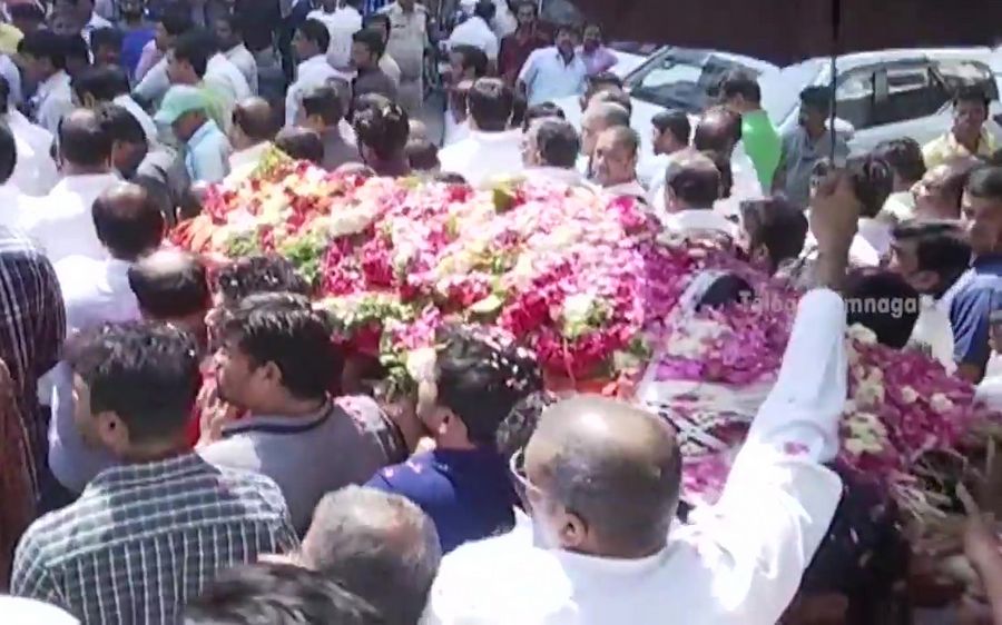 Celebrities at Dil Raju Wife Anitha Funeral