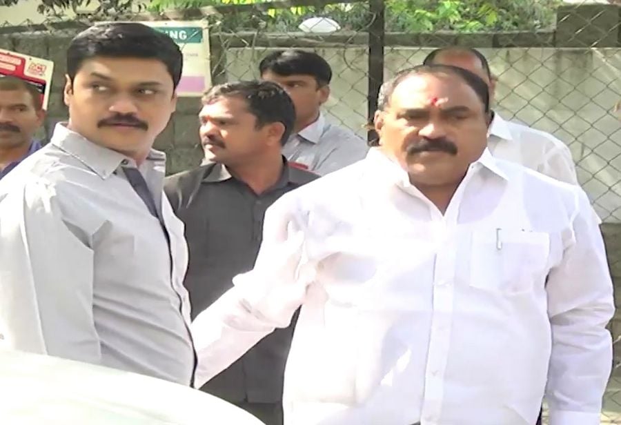 Celebrities at Dil Raju Wife Anitha Funeral