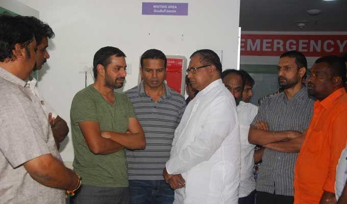 Celebrities at Gali Muddu Krishnama Naidu Condolence Photos