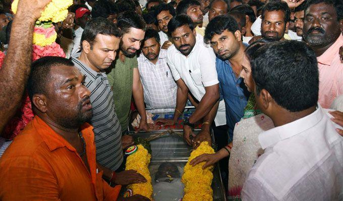 Celebrities at Gali Muddu Krishnama Naidu Condolence Photos