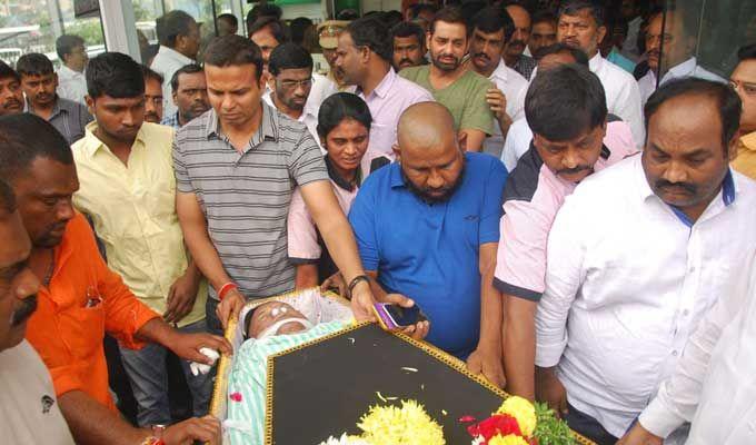 Celebrities at Gali Muddu Krishnama Naidu Condolence Photos