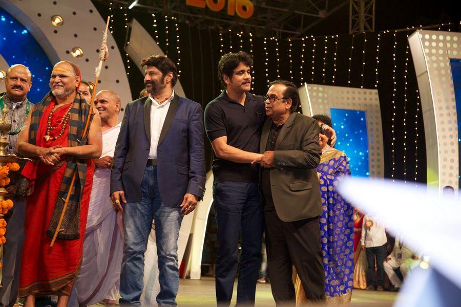 Celebrities at TSR TV9 Movie Awards Function