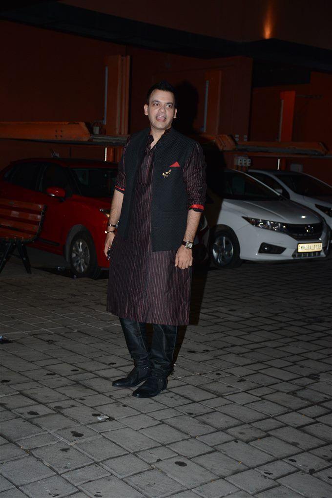 Celebs At Arpita Khan Diwali Bash 2017 Photos
