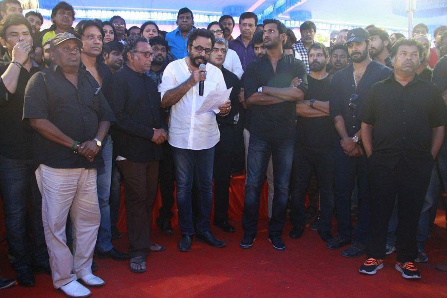 Celebs At Nadigar Sangam’s Protest For Jallikattu Photos