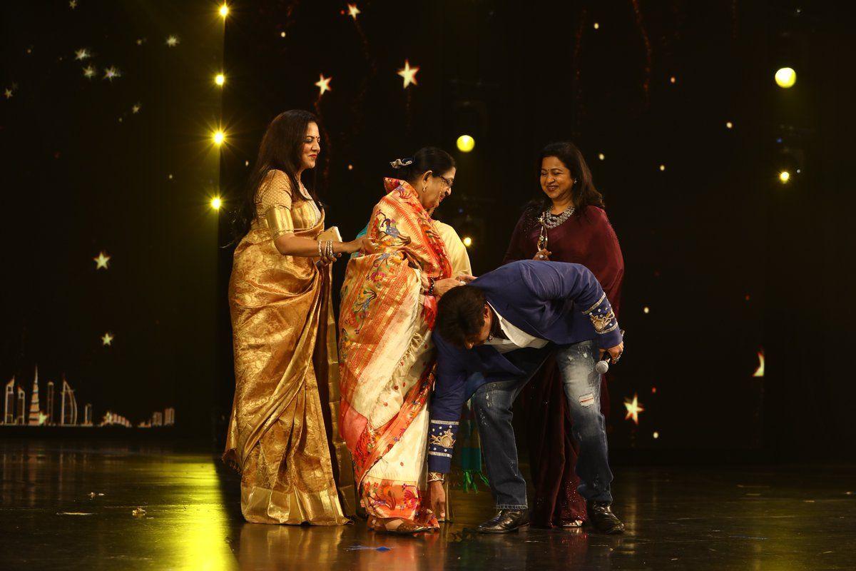Celebs At SIIMA 2018 Awards Event Photos