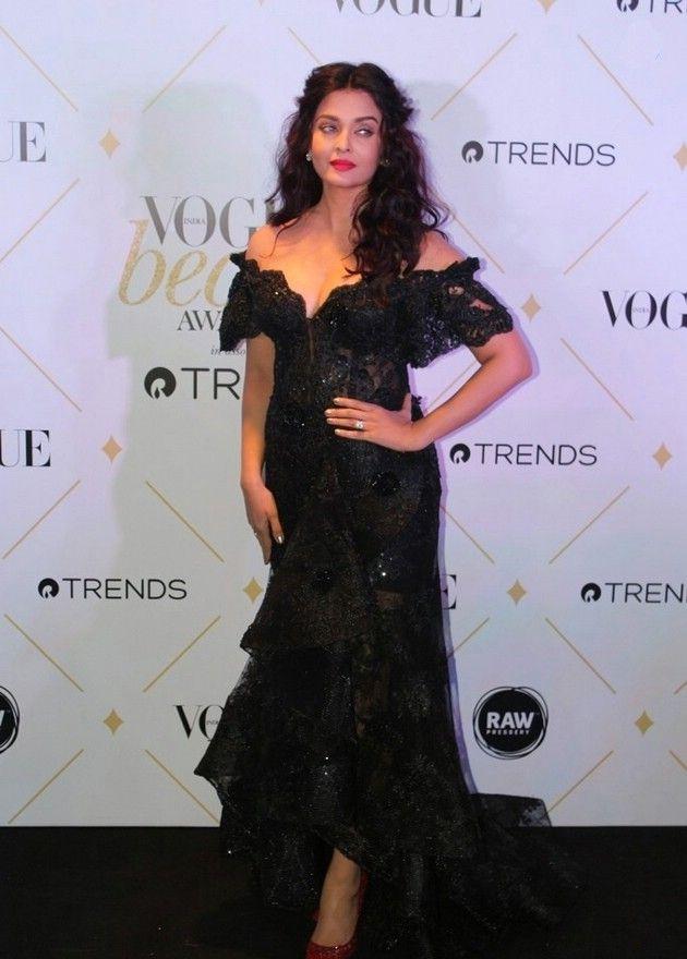 Celebs At Vogue Beauty Awards 2017 Photos