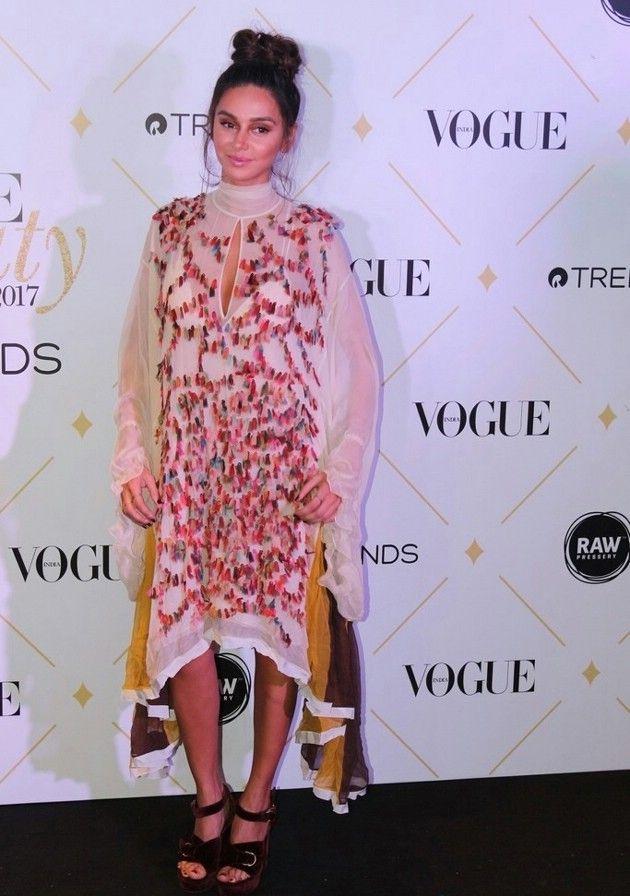 Celebs At Vogue Beauty Awards 2017 Photos