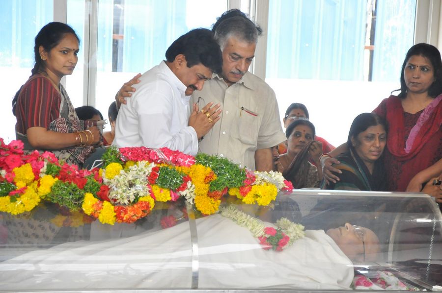 Celebs Condolences to Dr C Narayana Reddy Pics