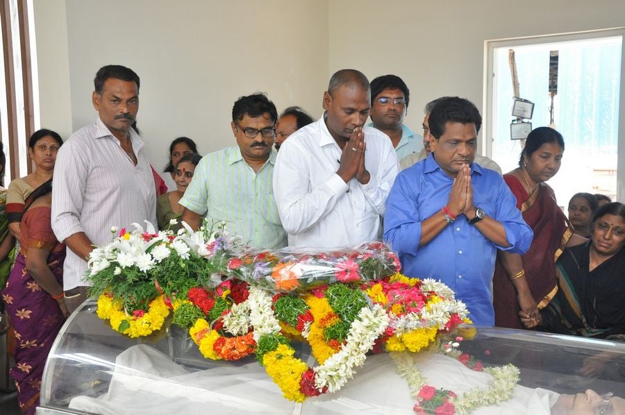 Celebs Condolences to Dr C Narayana Reddy Pictures