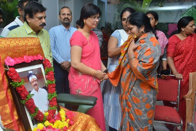 Celebs Condolences to Kodi Ramakrishna Pictures