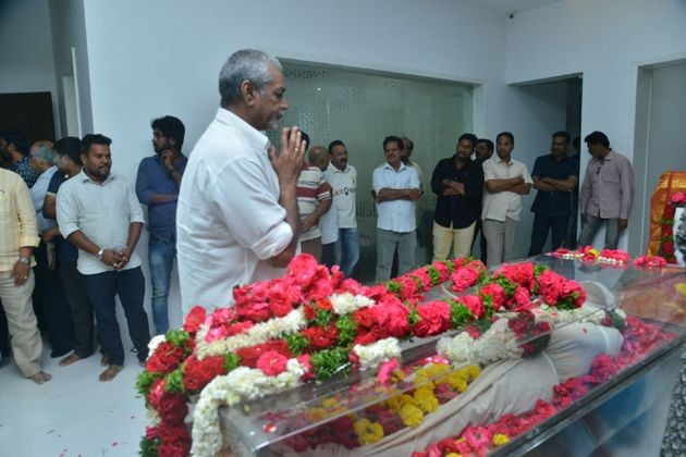 Celebs Condolences to Kodi Ramakrishna Pictures