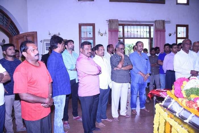 Celebs Pay Condolence to Madala Ranga Rao Photos