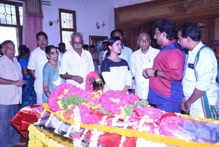 Celebs Pay Condolence to Madala Ranga Rao Photos