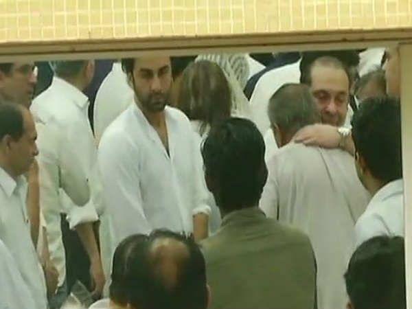 Celebs Pay Last Respects To Shashi Kapoor Photos