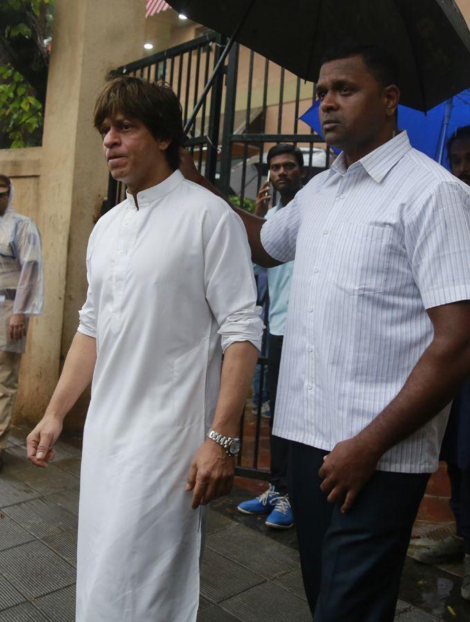 Celebs Pay Last Respects To Shashi Kapoor Photos
