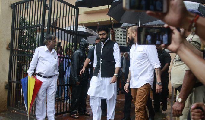 Celebs Pay Last Respects To Shashi Kapoor Photos