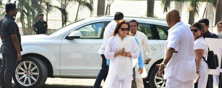 Celebs arrive at the Lokhandwala Sports Club to pay last respects to Sridevi