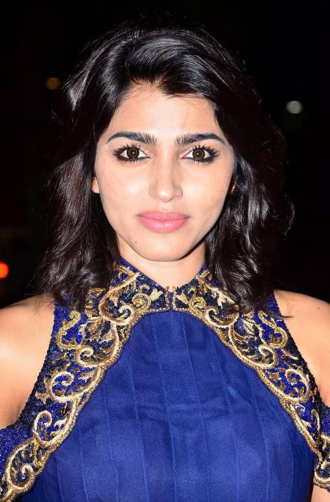 Celebs at 64th Jio Filmfare Awards 2017 Photos