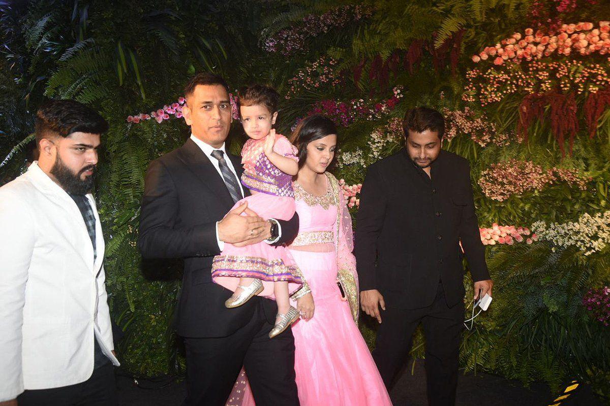 Celebs at Anushka & Virat Kohli Wedding Reception Photos