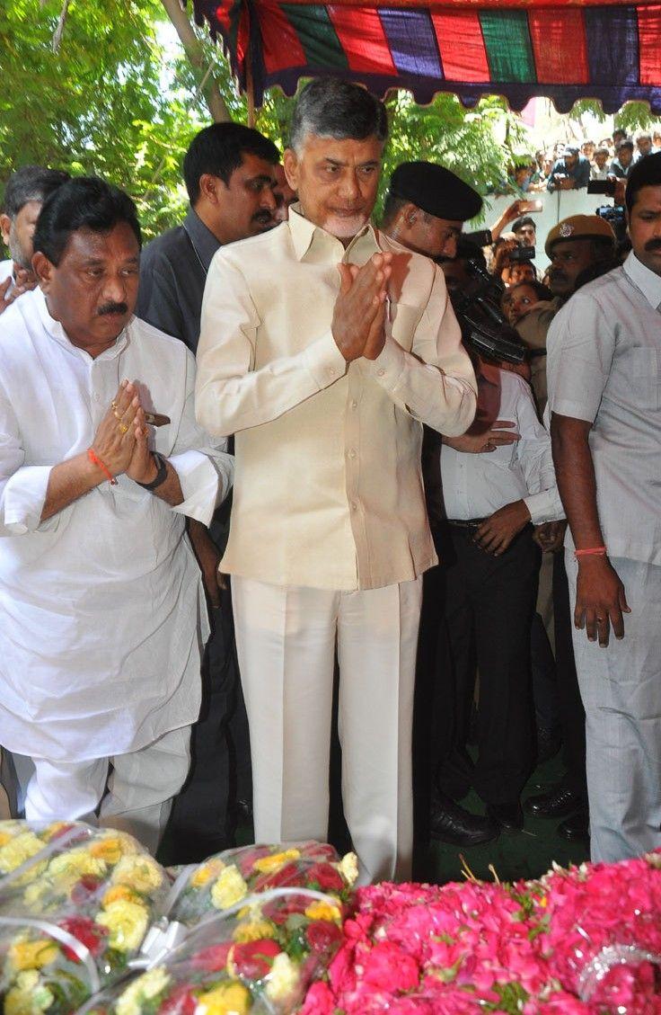 Celebs at Dasari Narayana Rao Final Journey Photos