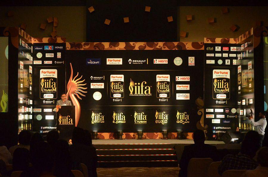 Celebs at IIFA Utsavam Awards 2017 Photos