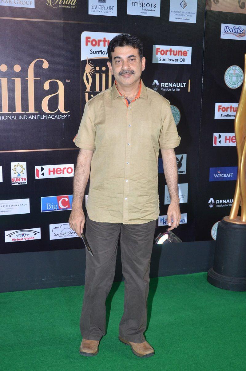 Celebs at IIFA Utsavam Awards 2017 Photos