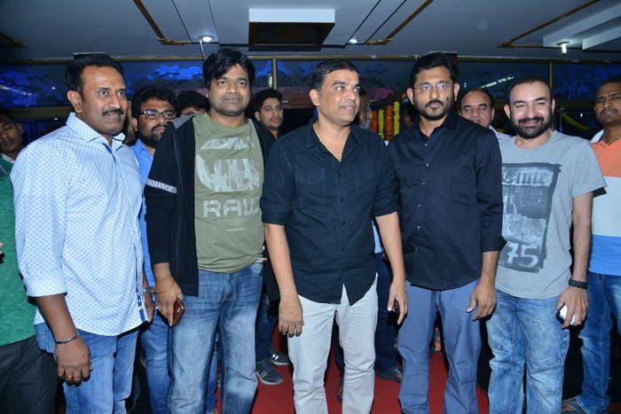 Celebs at Jawaan Movie Premier Show Photos