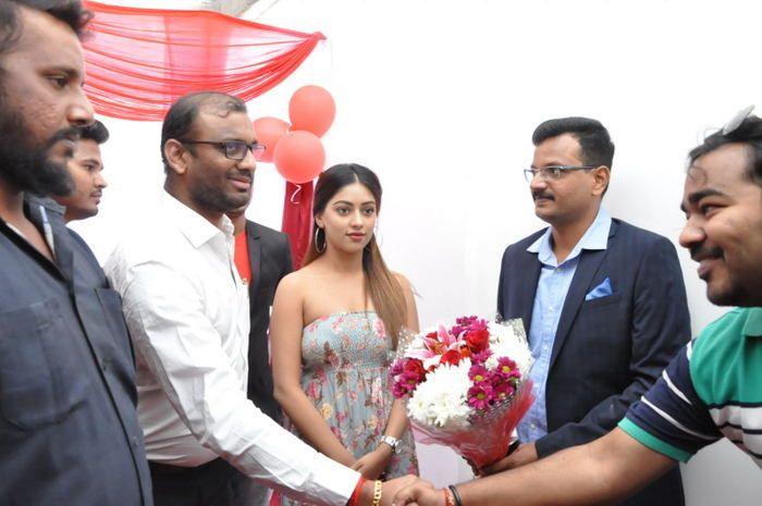 Celebs at Snap Fitness Gym Launch Photos