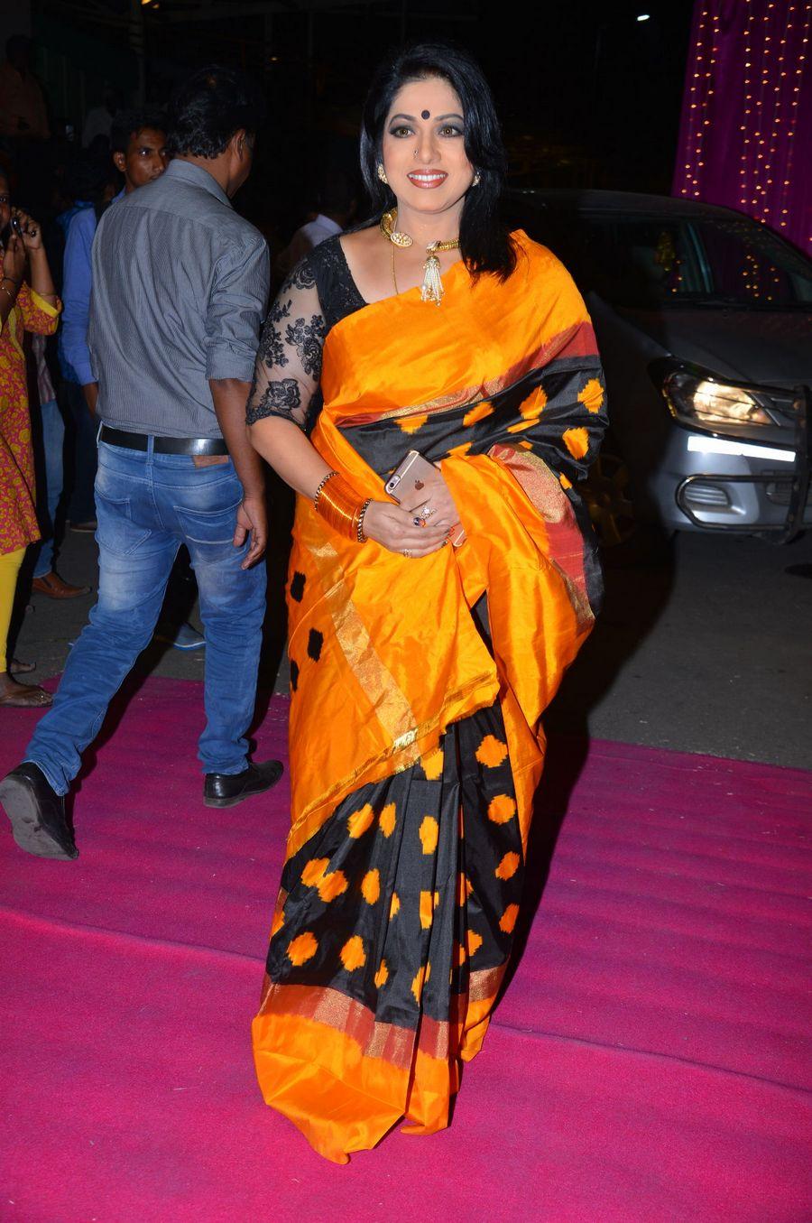 Celebs at Zee Tv Apsara Awards Photos