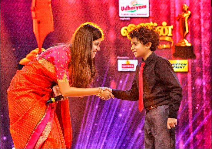 Celebs gala at Vikatan Awards 2018 Photos