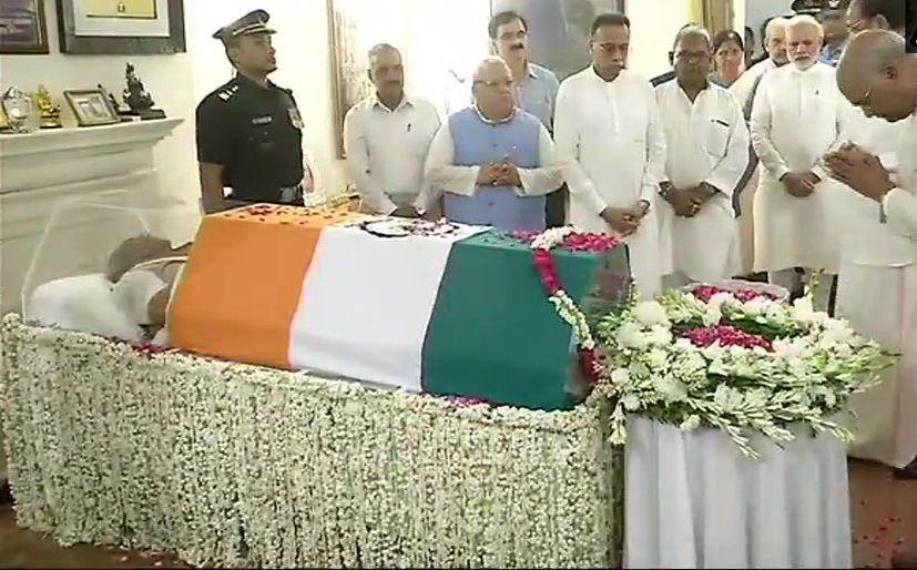Celebs pays tribute to former Prime Minister Atal Bihari Vajpayee