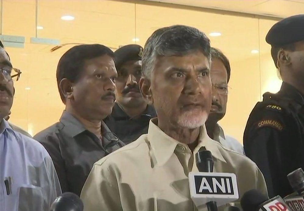 Celebs pays tribute to former Prime Minister Atal Bihari Vajpayee