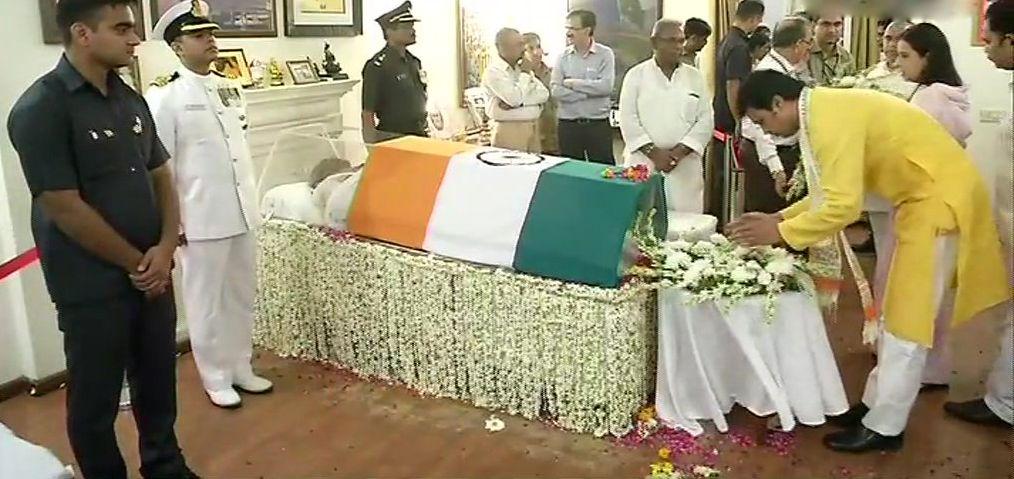 Celebs pays tribute to former Prime Minister Atal Bihari Vajpayee