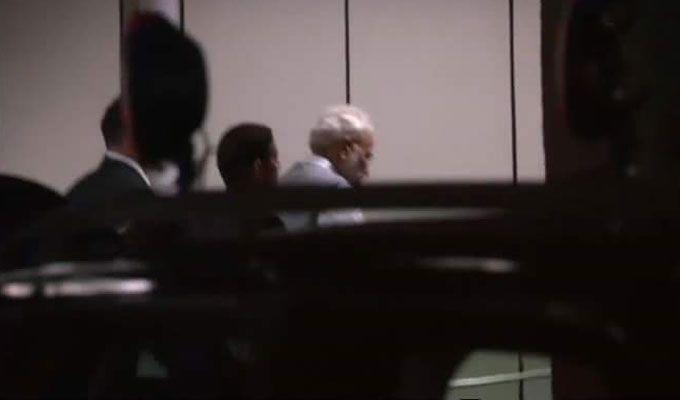 Celebs visits AIIMS to meet Atal Bihari Vajpayee