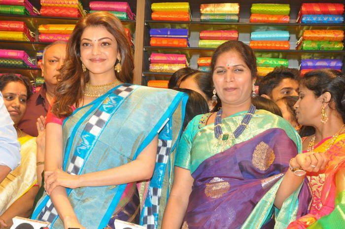 Chaitanya & Kajal Aggarwal @ Chennai Shopping Mall Launch Photos