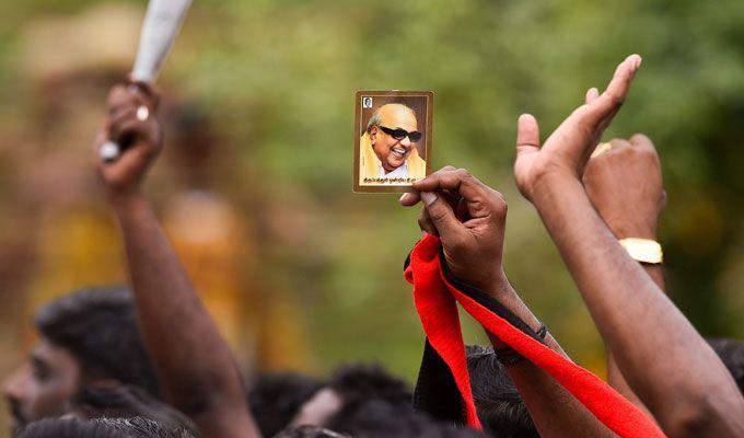 Chennai joins Kalaignar Karunanidhi on his final journey Photos