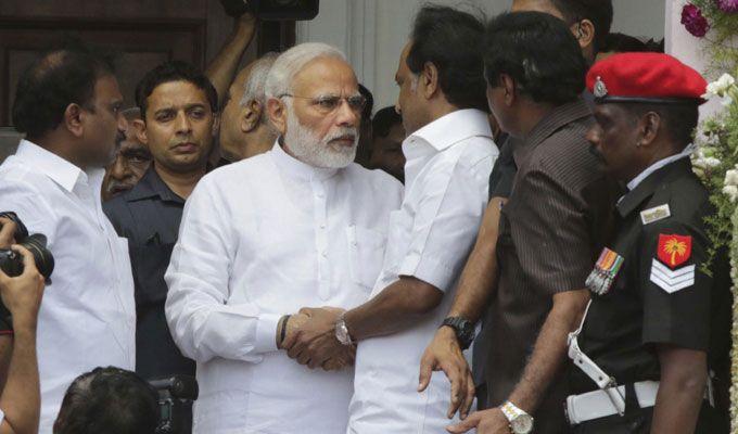 Chennai joins Kalaignar Karunanidhi on his final journey Photos