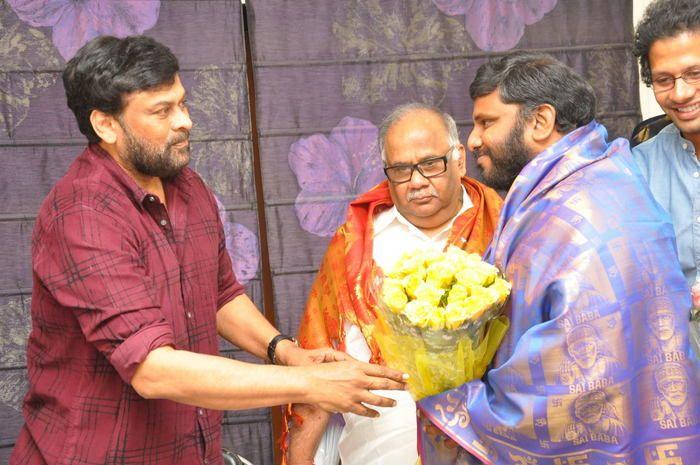 Chiranjeevi Felicitated Tholi Prema Movie Team Photos