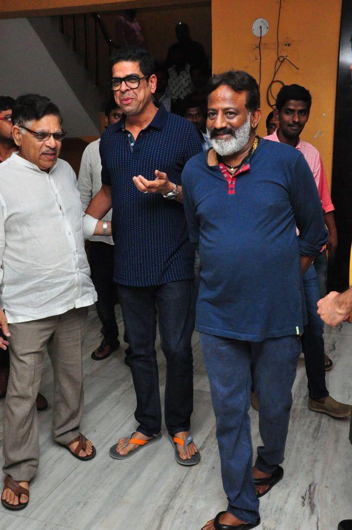 Chiranjeevi Watched Vijetha Movie Stills