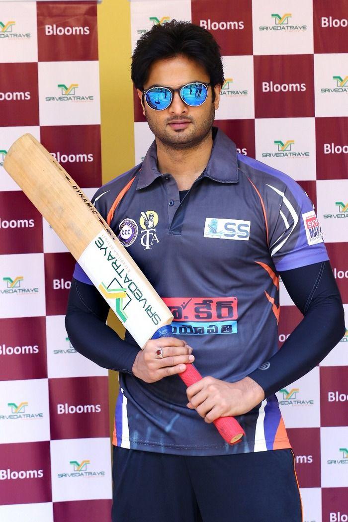 Cine Stars Charity Crescent Cricket Cup 2017 Photos