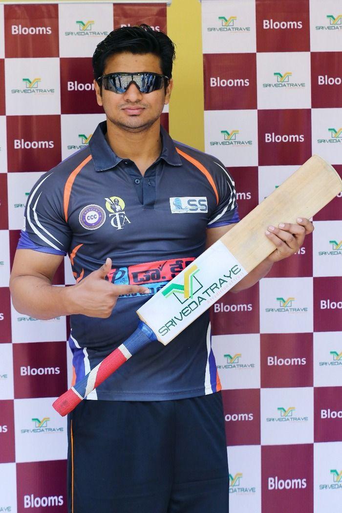 Cine Stars Charity Crescent Cricket Cup 2017 Photos