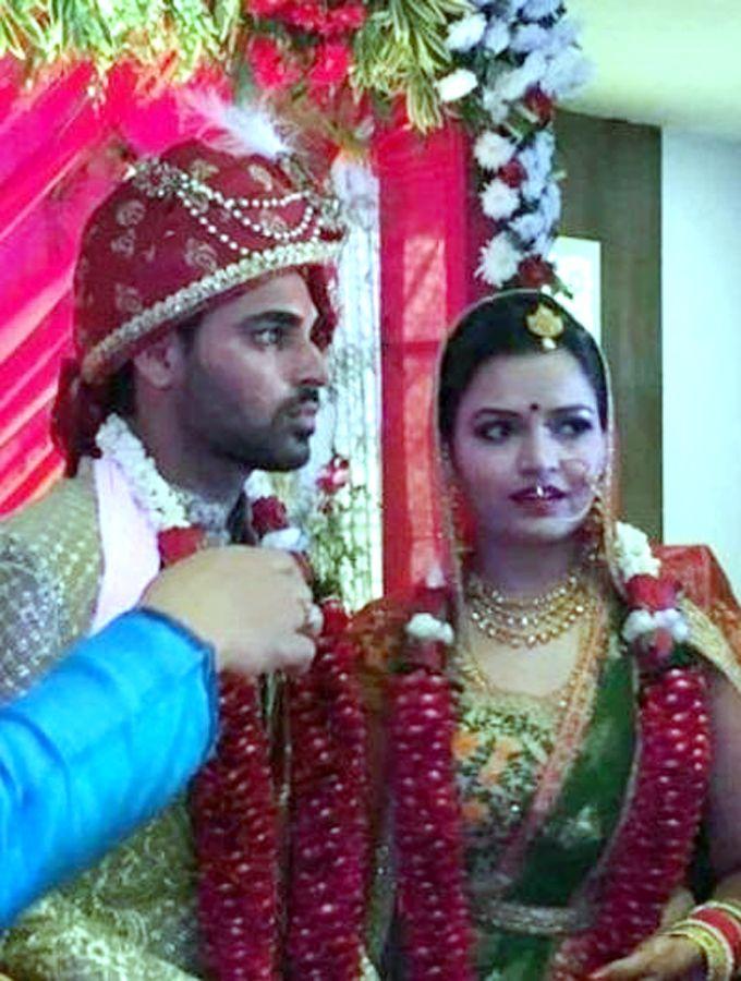 Cricketer Bhuvneshwar Kumar & Nupur Nagar Marriage Photos