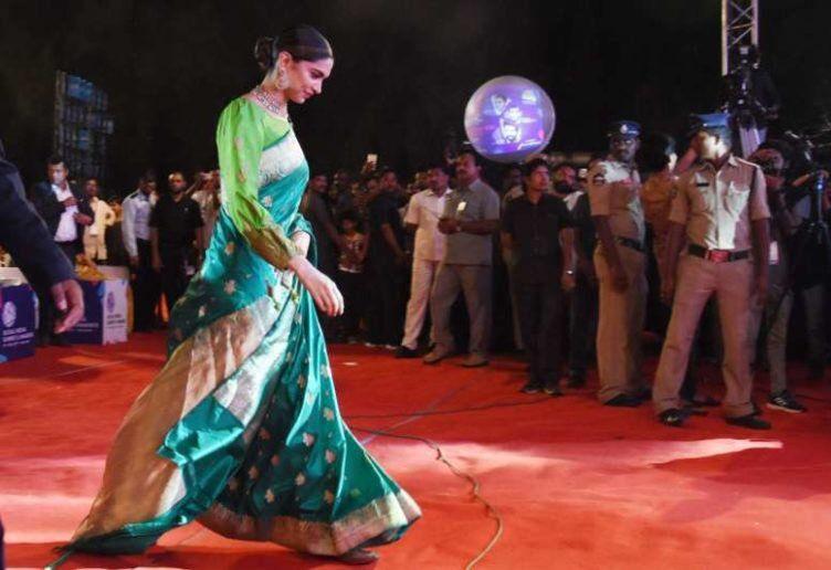 Deepika Padukone & Rana Daggubati at Social Media Summit Awards 2017 in AP