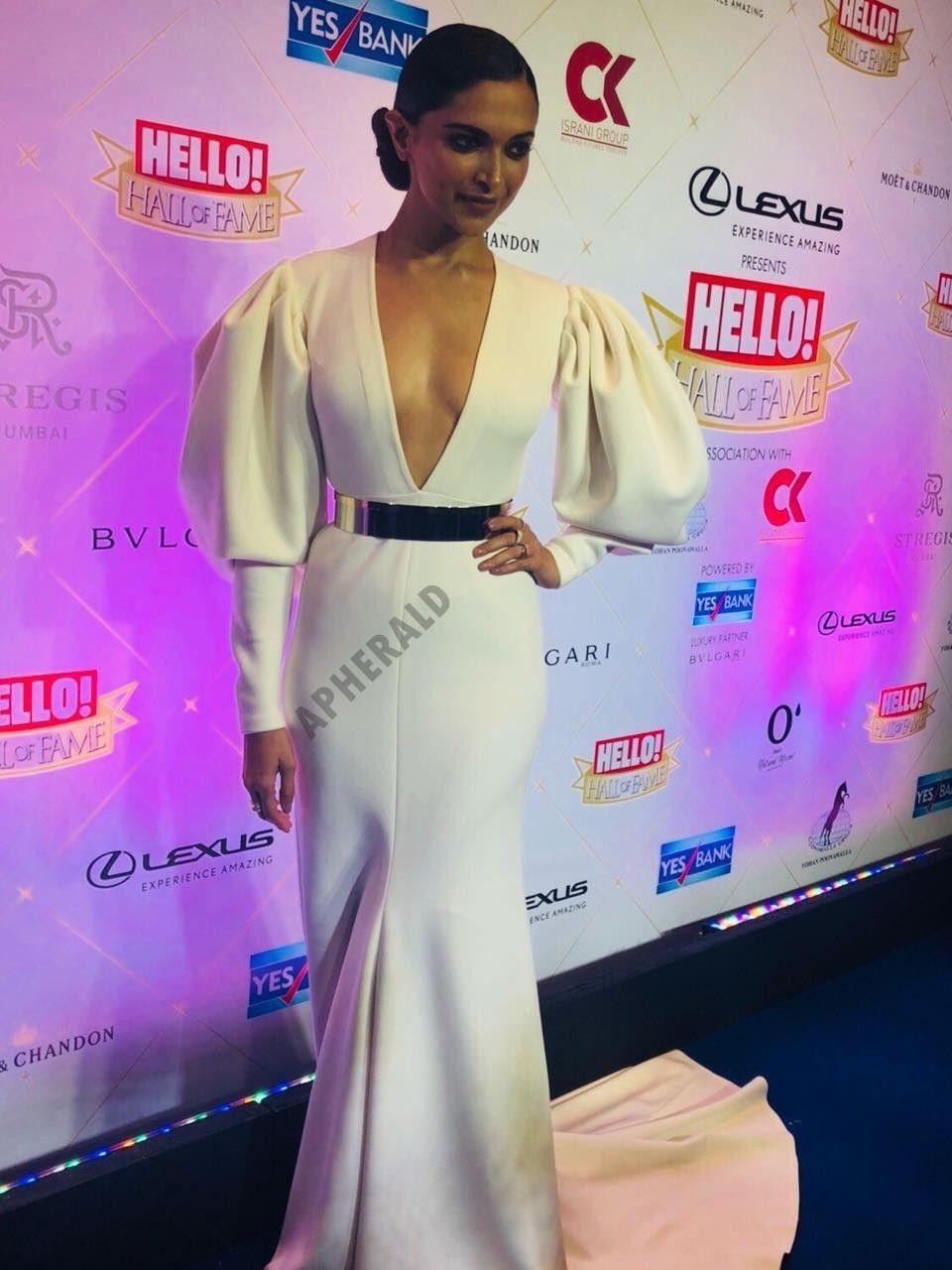 Deepika Padukone Hot In Deep Neckline Dress At Hello Hall Of Fame Awards 2018