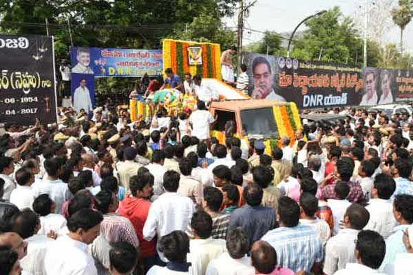 Devineni Nehru Condolence Photos