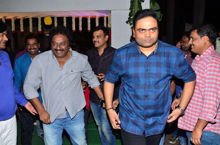 Duvvada Jagannadham Theatrical Trailer Launch Photos