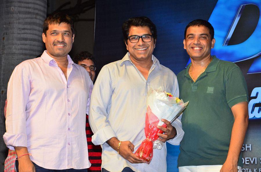 Duvvada Jagannadham Theatrical Trailer Launch Photos